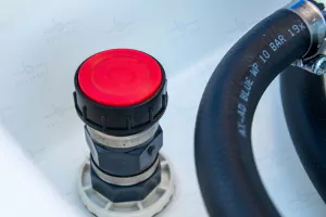 Évent spécial pour éviter le débordement d'AdBlue pendant le transport.