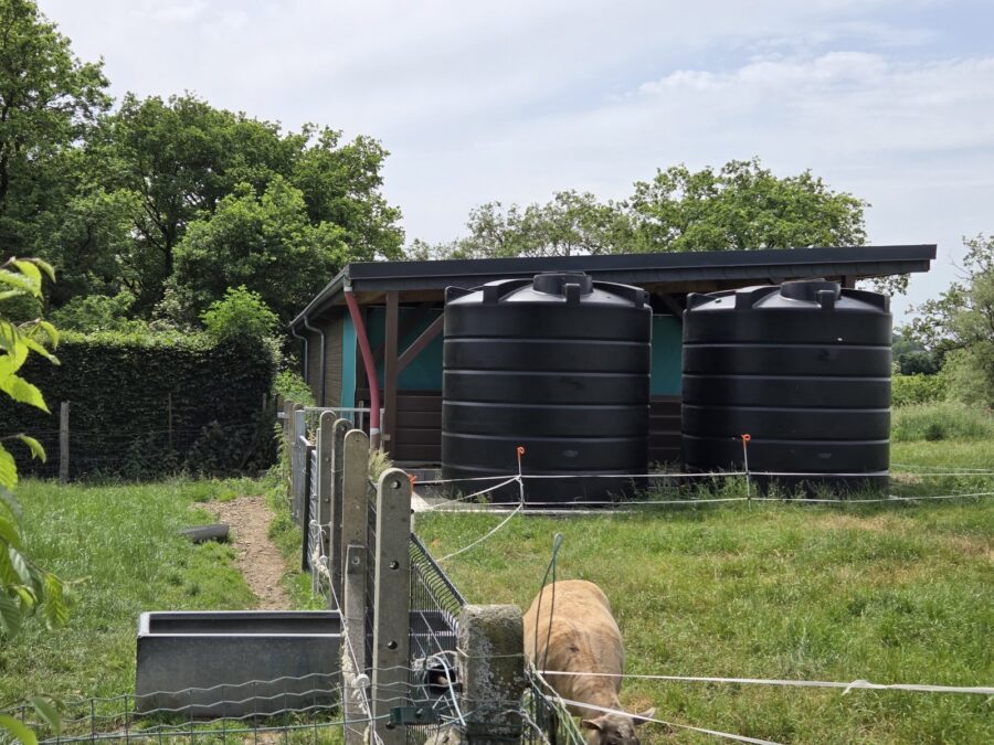Citerne eau de pluie 10000 litres - Extérieure - Avec pompe - (Ø 2,40 m)