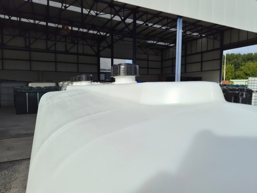 Citerne mazout PE 2000 litres - aérienne simple paroi