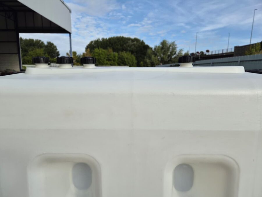 Citerne mazout PE 2000 litres - aérienne simple paroi