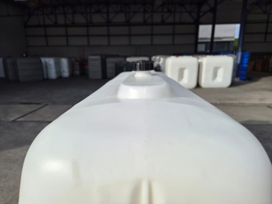 Citerne mazout PE 2000 litres - aérienne simple paroi