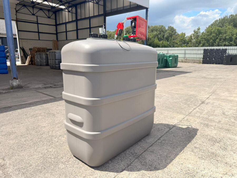Cuve à mazout 2000 litres à double paroi avec pompe – Résistante aux UV
