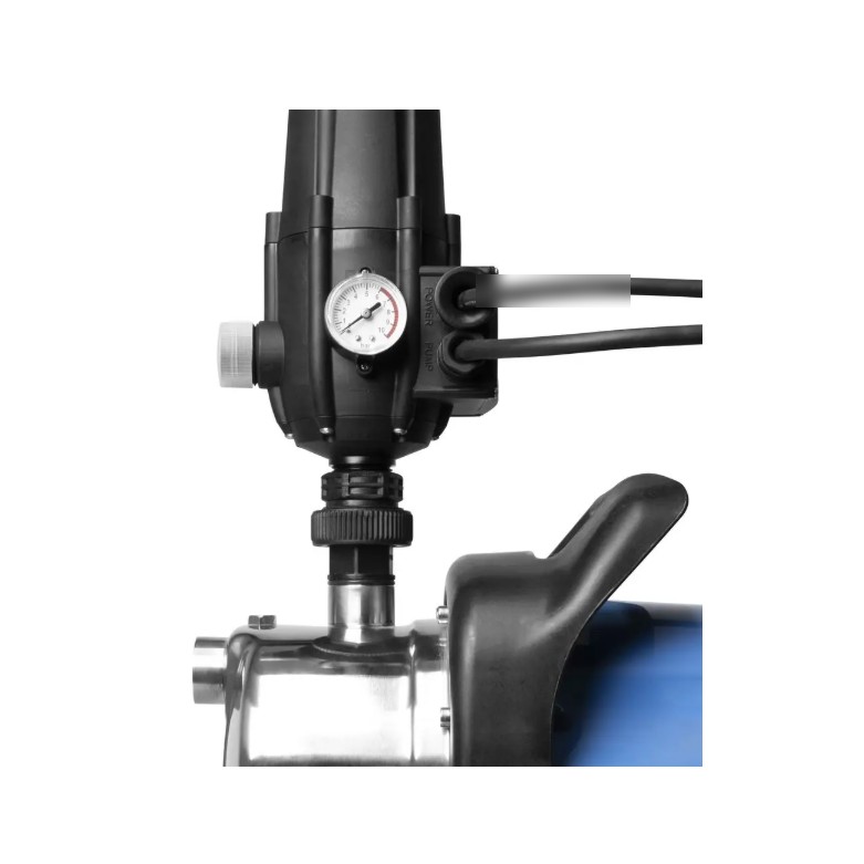 Pressostat avec protection contre la marche à sec monté sur le raccord de refoulement d'une pompe à eau